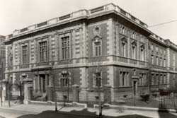 {College of Physicians}
