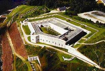 {Fort Knox}