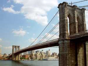 {Brooklyn Bridge}